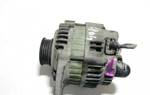 Mazda 121 Generator/alternator b3d118300 lr165709
