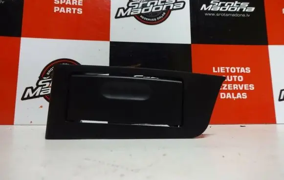 BMW 5 E60 E61 Rear door ashtray 8208234