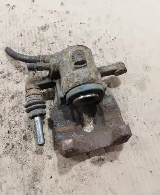 Mercedes-Benz B W245 Rear brake caliper