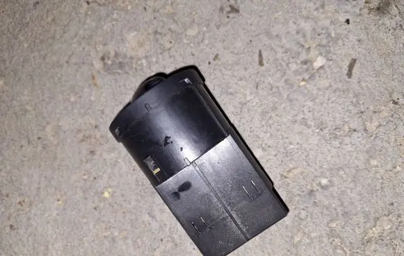 Volkswagen Polo V 6R Light switch