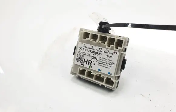 Mercedes-Benz C W205 Central body control module A2139003022