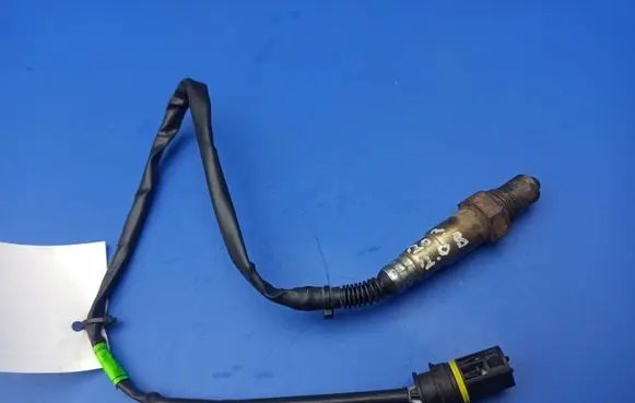 Mercedes-Benz C W203 Lambda probe sensor 0015404717 0258006268
