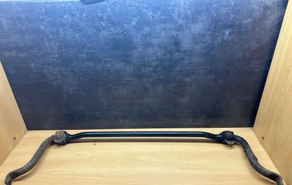Audi A4 S4 B5 8D Front anti-roll bar/sway bar 8D0411309