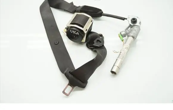 Opel Corsa D Front seatbelt 13290227 13288322