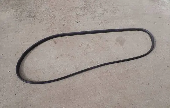 Mazda CX-5 II Front door rubber seal 