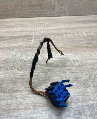 BMW 3 E90 E91 Plug wire 8378977
