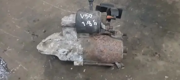 Volvo S40 Starter motor 30795405