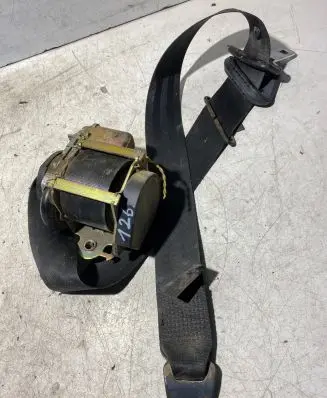 Citroen Xsara Picasso Front seatbelt 040162