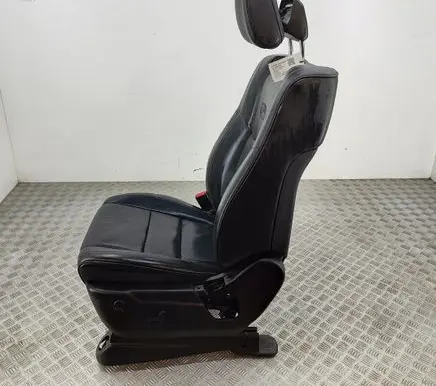 Jeep Grand Cherokee (WK) Front driver seat 68175311AC 5PK37DX9AA