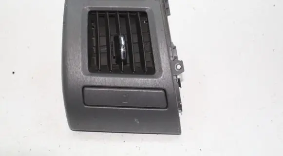 Toyota Prius+ (ZVW40) Dashboard air vent grill cover trim 5562047060