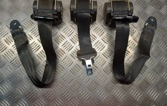 Peugeot 607 Rear seatbelt C506452 1352002 1352004