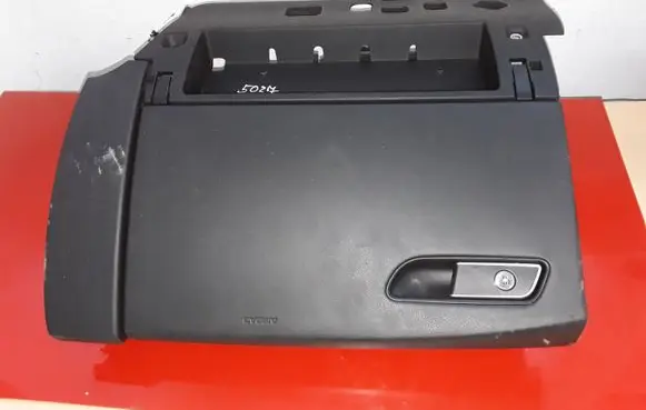 Audi A8 S8 D4 4H Glove box set 4H1880302 105010003