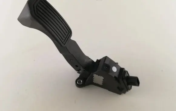 Toyota Auris E180 Accelerator throttle pedal 7811002120 KL1867