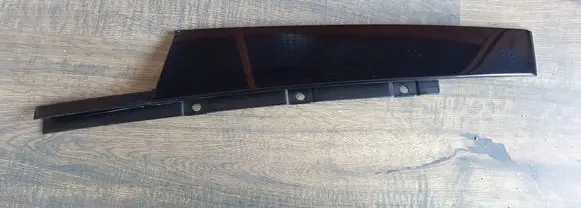 Audi A3 S3 8V Front door glass trim molding 8V4837902