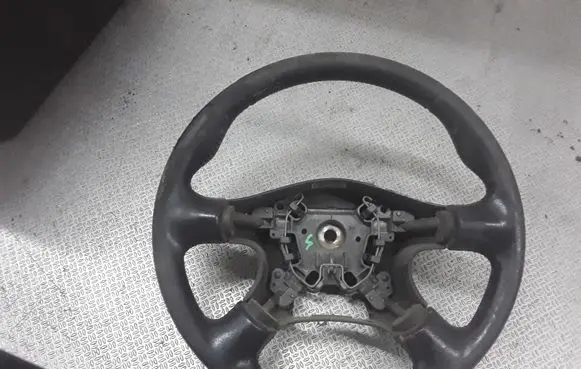 Nissan Primera Steering wheel