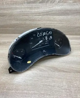 Opel Corsa B Speedometer (instrument cluster) 81117905 90534388 87001331