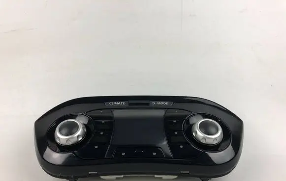 Nissan Juke I F15 Climate control unit 24845BV82C 24845-BV82C