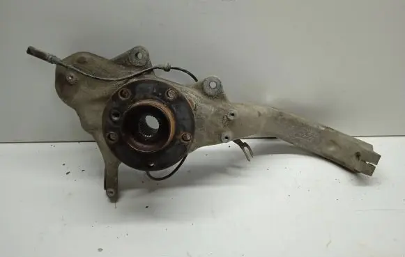 BMW X5 E70 Front wheel hub 6773784 16193510