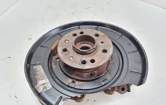 Mercedes-Benz ML W164 Rear wheel hub