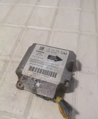 Opel Zafira A Airbag control unit/module 24416704 5WK42978