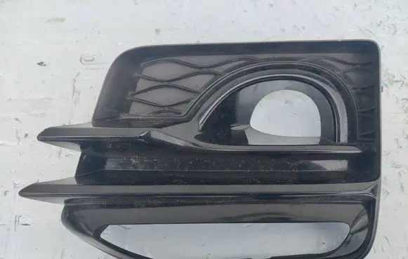 Infiniti Q50 Front fog light trim/grill 622564GA1A