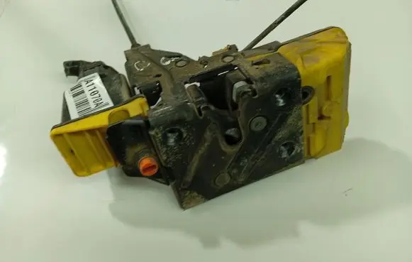 Volvo S60 Rear door lock 