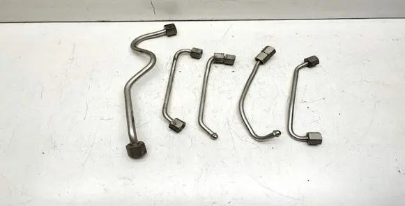 BMW 3 E92 E93 Fuel injector supply line/pipe 