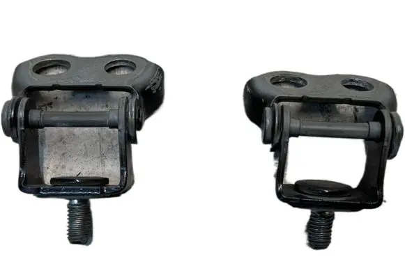 Toyota Yaris XP210 Tailgate/trunk/boot hinge