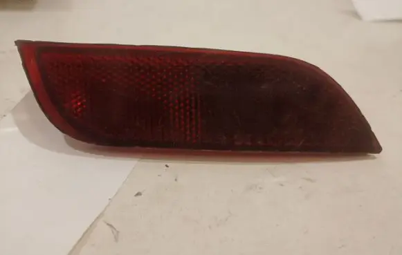 Subaru Impreza III Rear tail light reflector 32302R