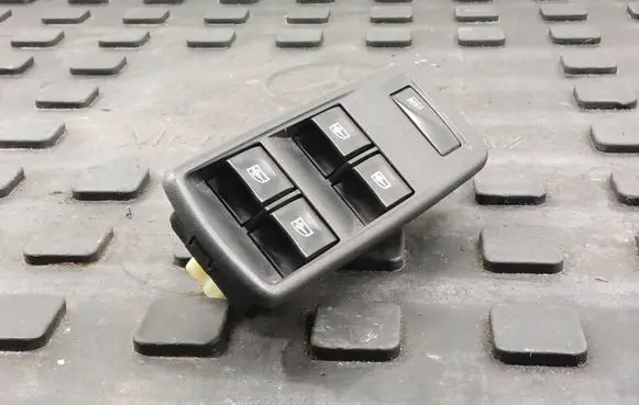 Electric window control switch