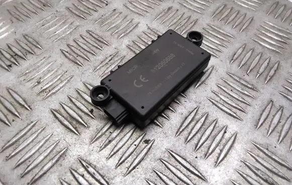 BMW 5 E60 E61 Other control units/modules 812060688