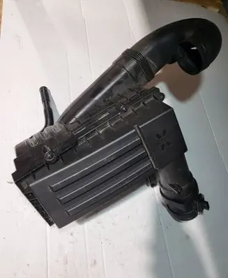 Volkswagen Tiguan Air filter box 5N0129607 5N0129601E 1K0183B