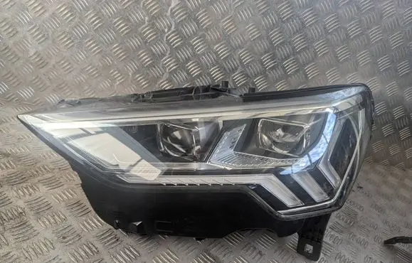 Audi Q3 F3 Headlight/headlamp 83A941035