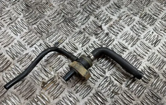 Mercedes-Benz E W213 Vacuum valve A0009976912