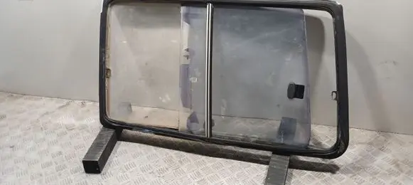 Toyota Land Cruiser (BJ70) Rear side window