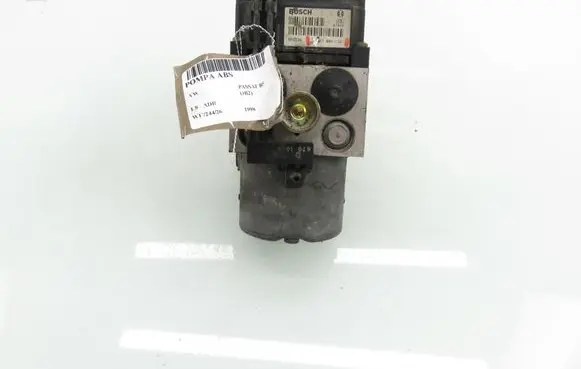 Volkswagen PASSAT B5 ABS Pump 8E0614111HL 0273004132 0265216411