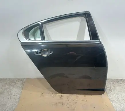 Rear door