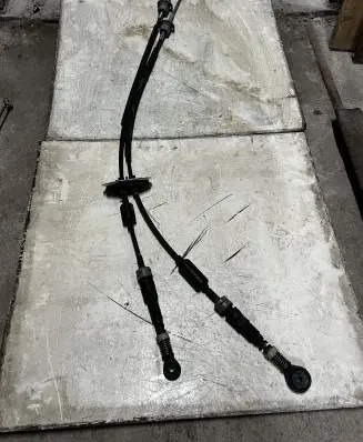 Gear shift cable linkage