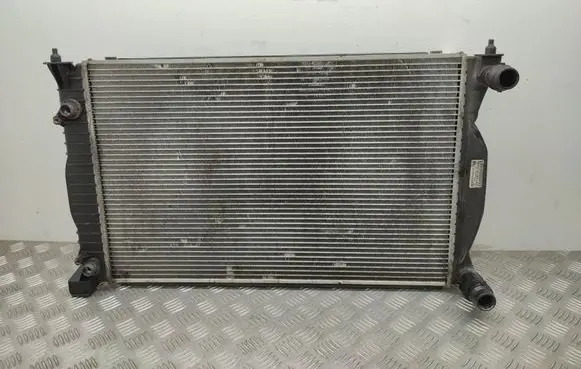 Seat Exeo (3R) Radiator set 8E0121251AQ
