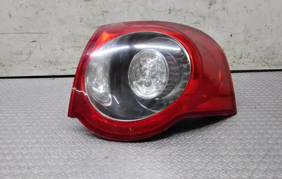 Volkswagen PASSAT B6 Rear/tail lights