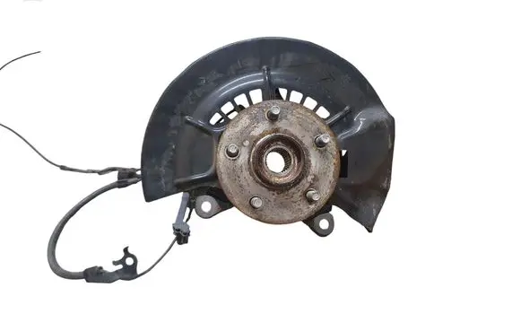 Front wheel hub