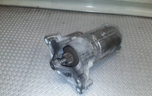 Peugeot 407 Starter motor 9654561480
