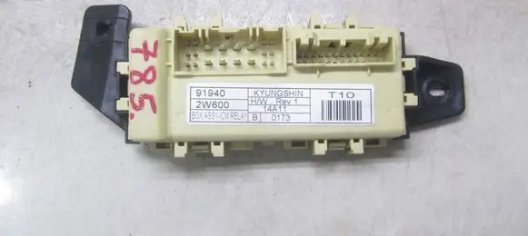 Hyundai Santa Fe Fuse module 91940-2W600
