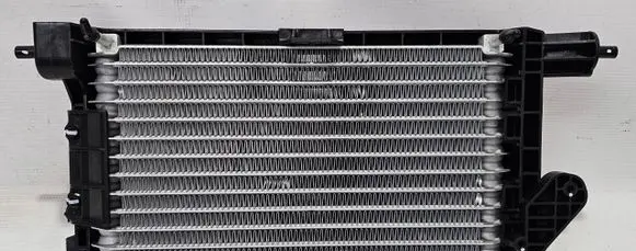 Renault Megane IV Engine oil radiator 214502243R