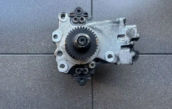 SsangYong Rodius Fuel injection high pressure pump A6710700101
