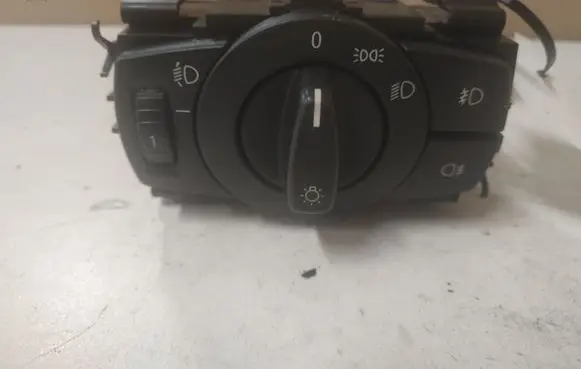 BMW 1 E81 E87 Light switch 6932794 33600102 2836101