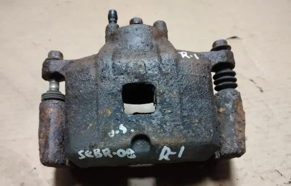 Chrysler Sebring (JS) Front brake caliper