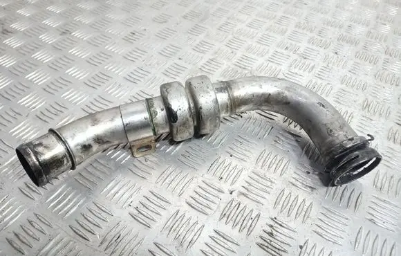 Nissan Note (E11) Intercooler hose/pipe