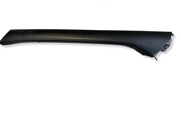 Iveco Daily 6th gen Windshield trim 5802032579 5802032588