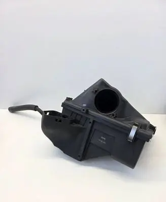 BMW X1 E84 Air filter box 8512599 LP175301